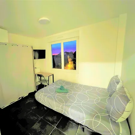 Confortable Proche Gare Apartament *