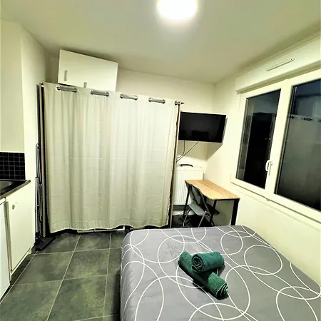 Confortable Proche Gare Apartament *